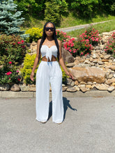 Load image into Gallery viewer, “All Love” White Two Piece Set
